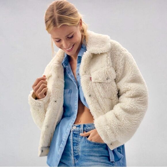 Levi's Jackets & Blazers - NEW Levi's Baby Bubble Sherpa Trucker Jacket Coconut Milk Cream Off White Size L
